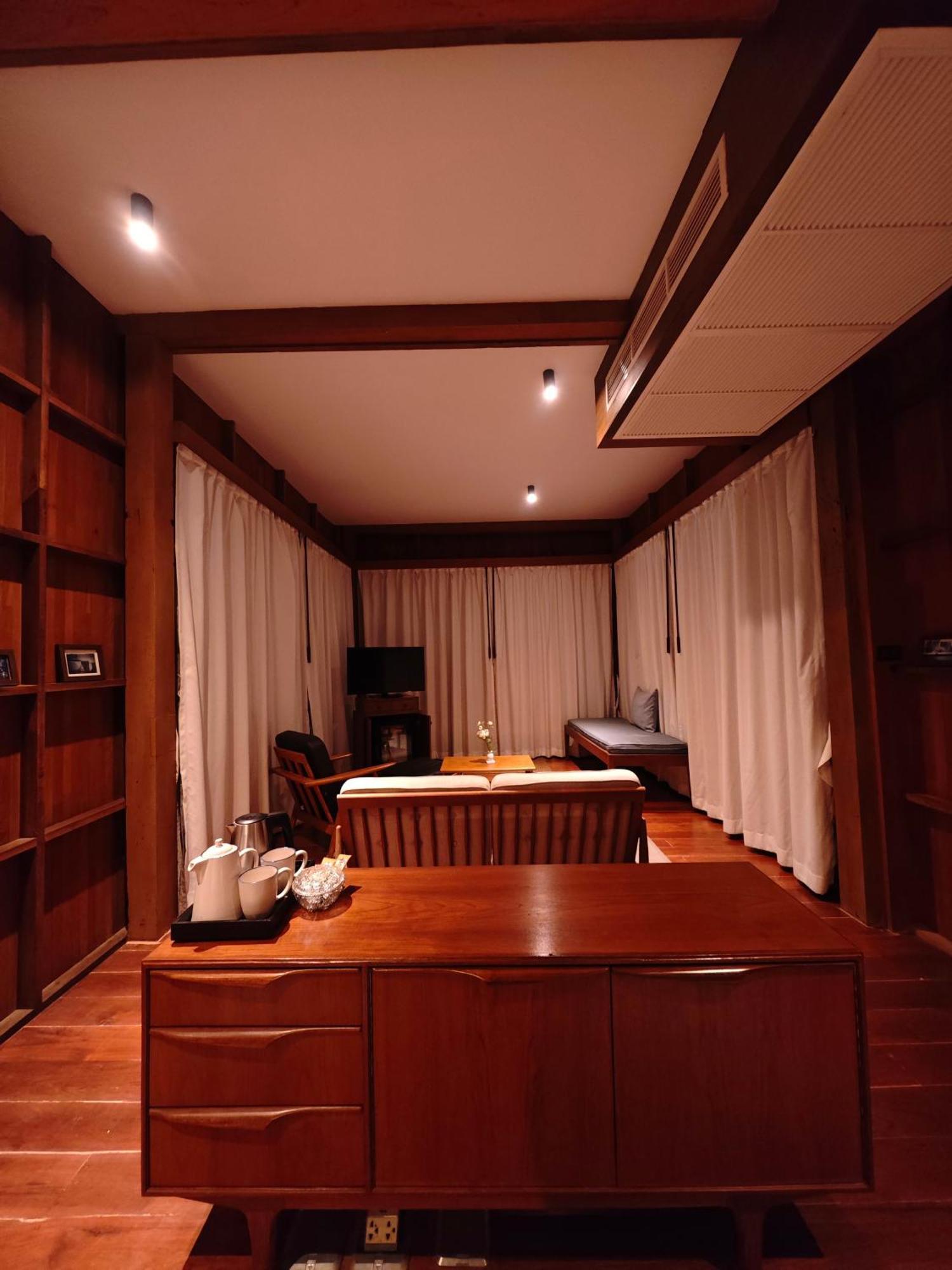Chann Bangkok Noi Exterior foto